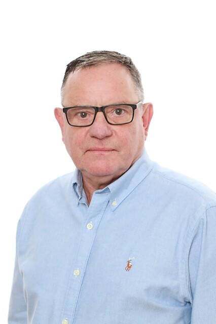 Photo of Mr M Oliver