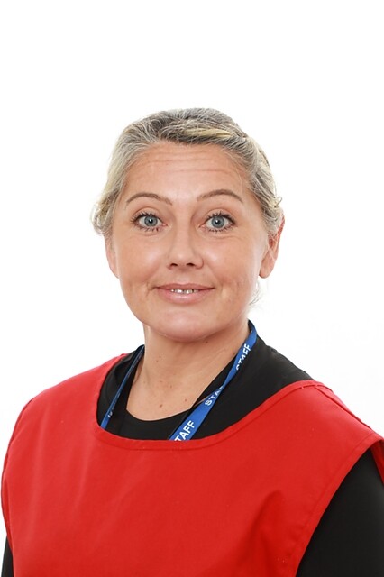 Photo of Miss L Rossiter